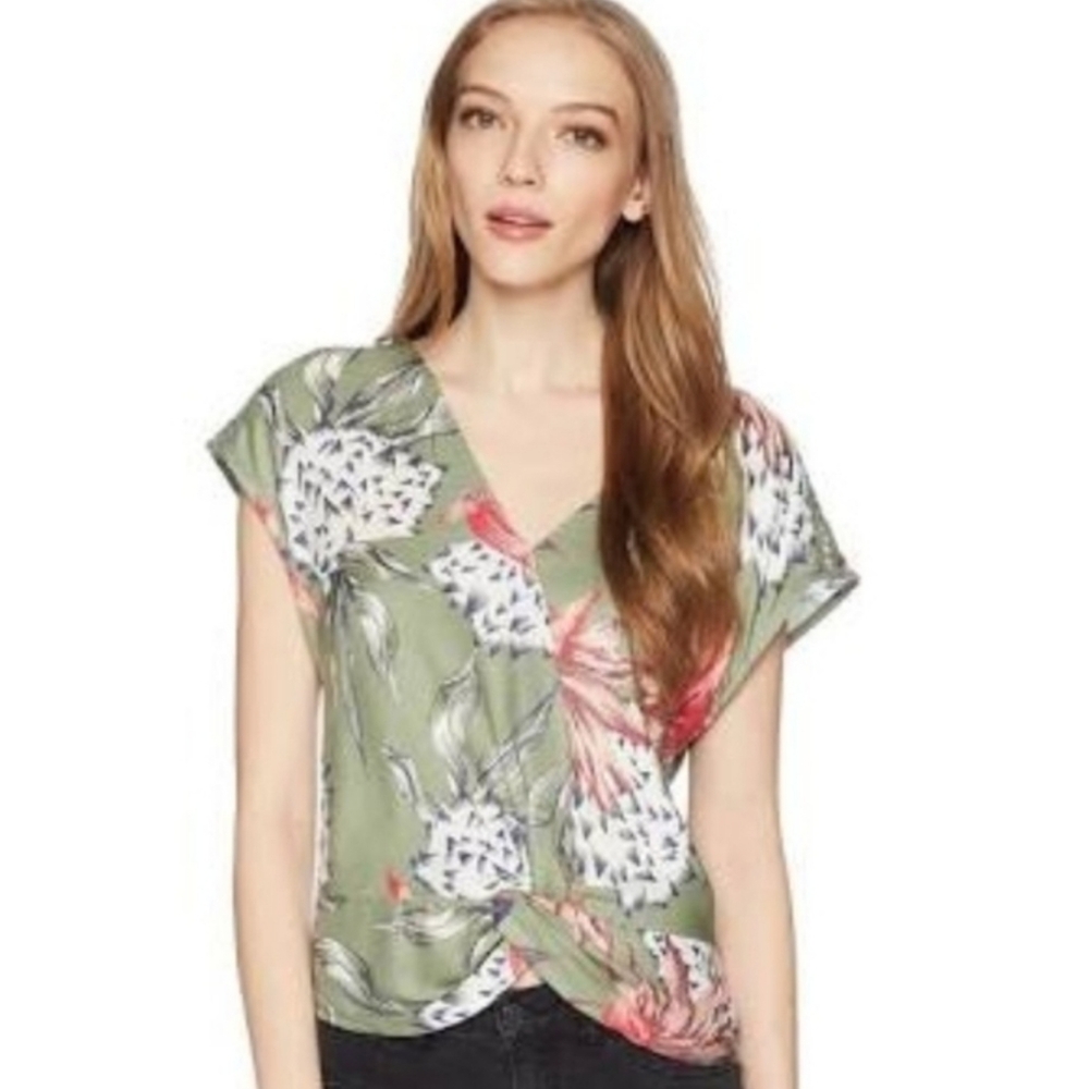 Roxy Top Size Large